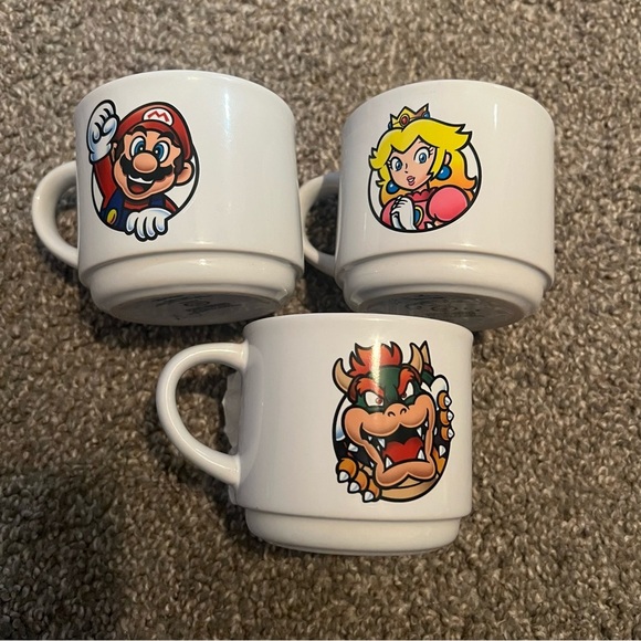 Super Mario And Friends Mini Mugs - Picture 1 of 3